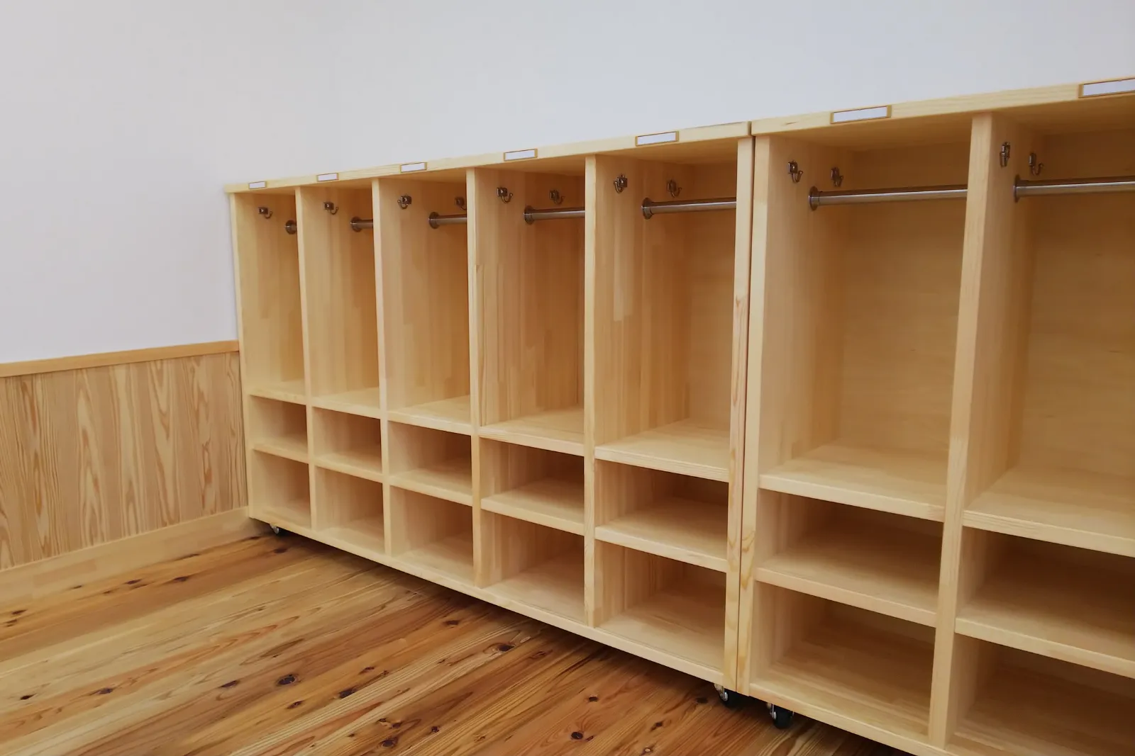 1600×1067、1カラム画像カルーセル