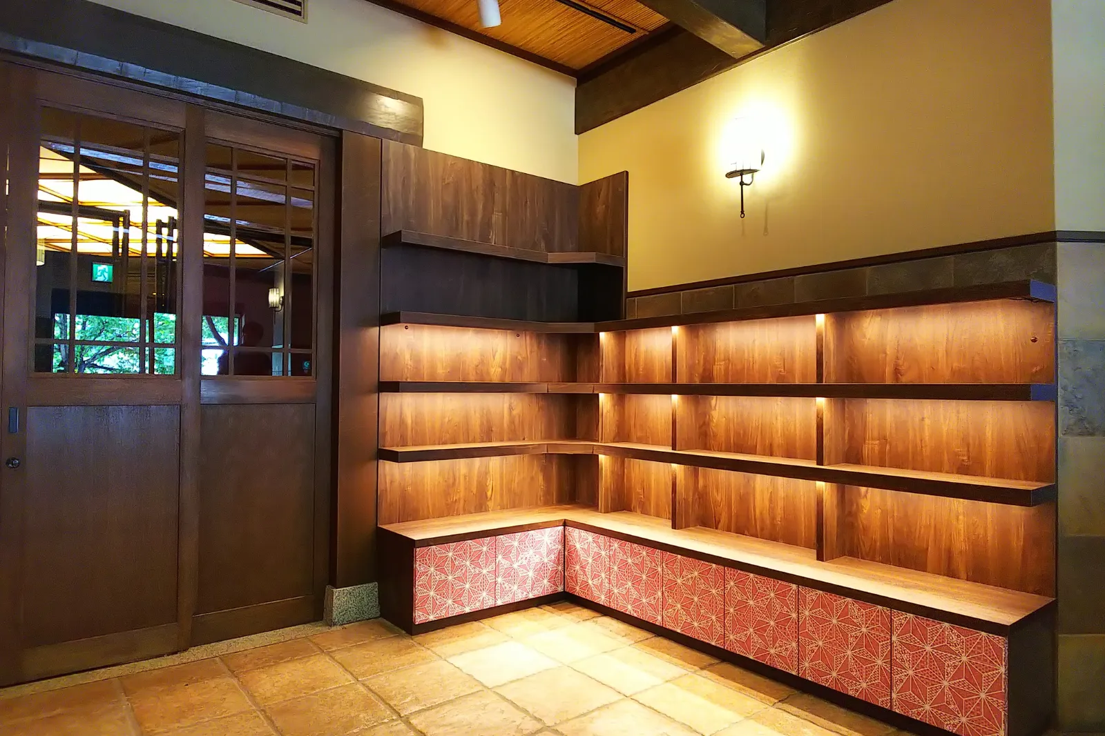 1600×1067、1カラム画像カルーセル (3)